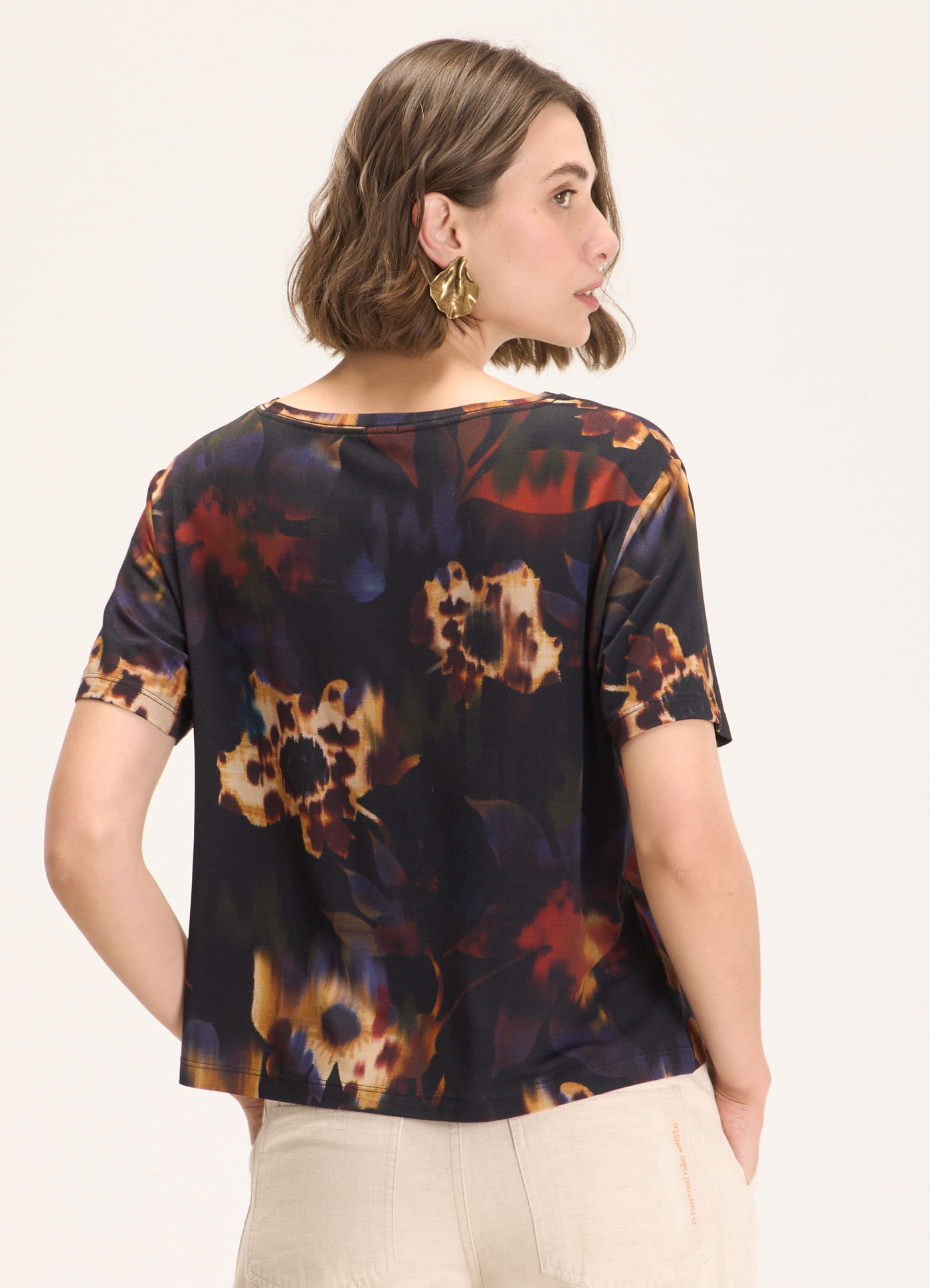 Blusa digital estampada floral glitch