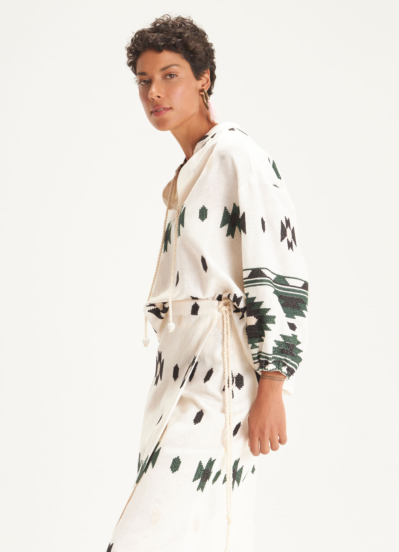 Bata linho bordado boho