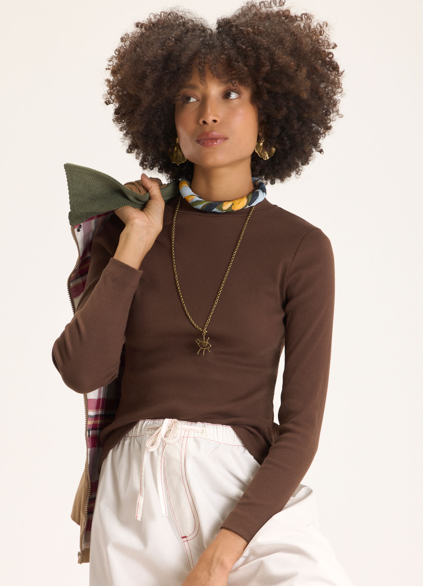 Blusa manga longa ribana com elastano marrom