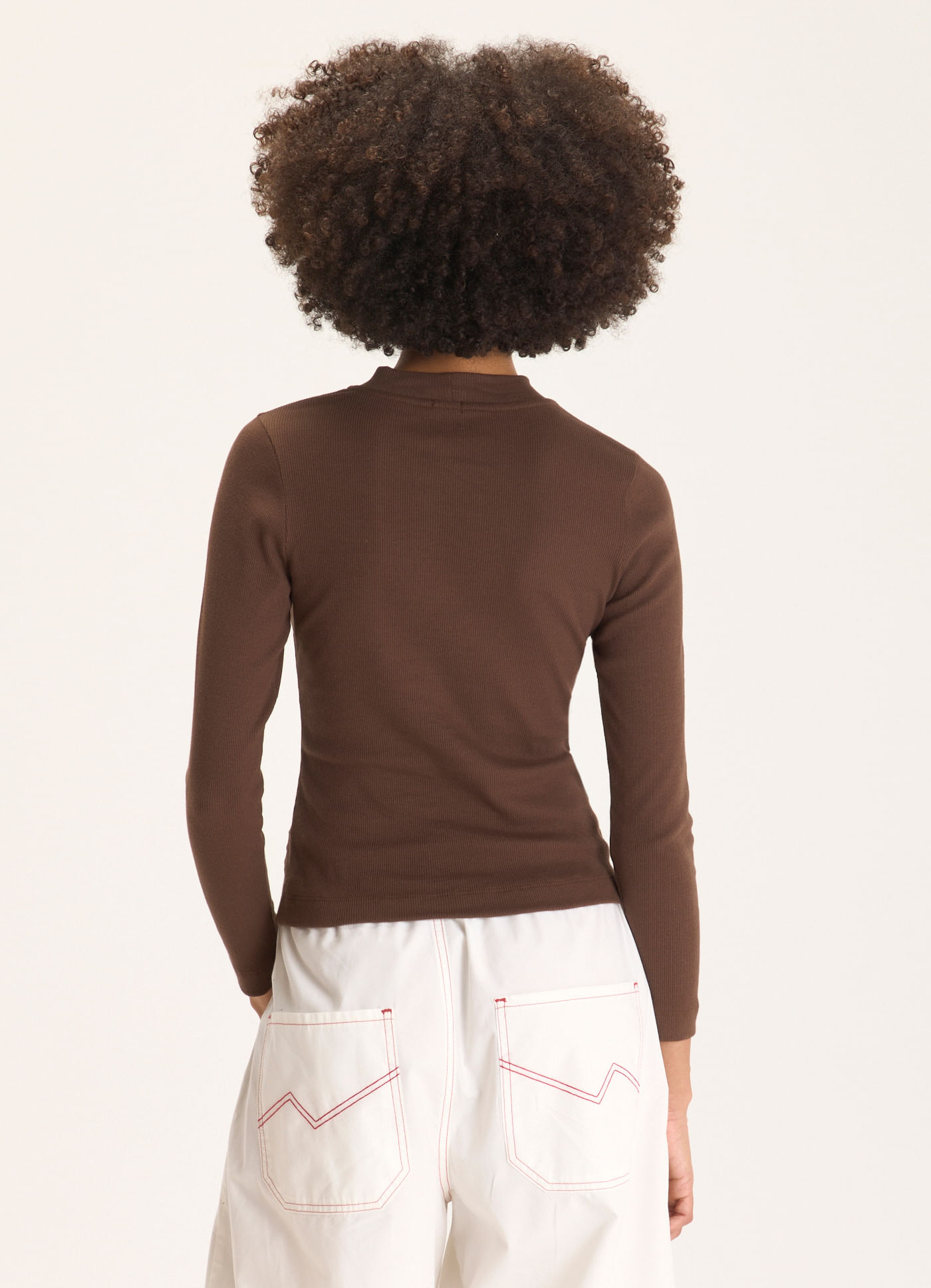 Blusa manga longa ribana com elastano marrom