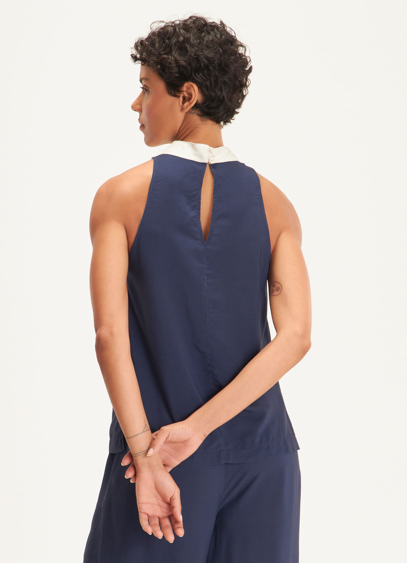 Blusa est mirada