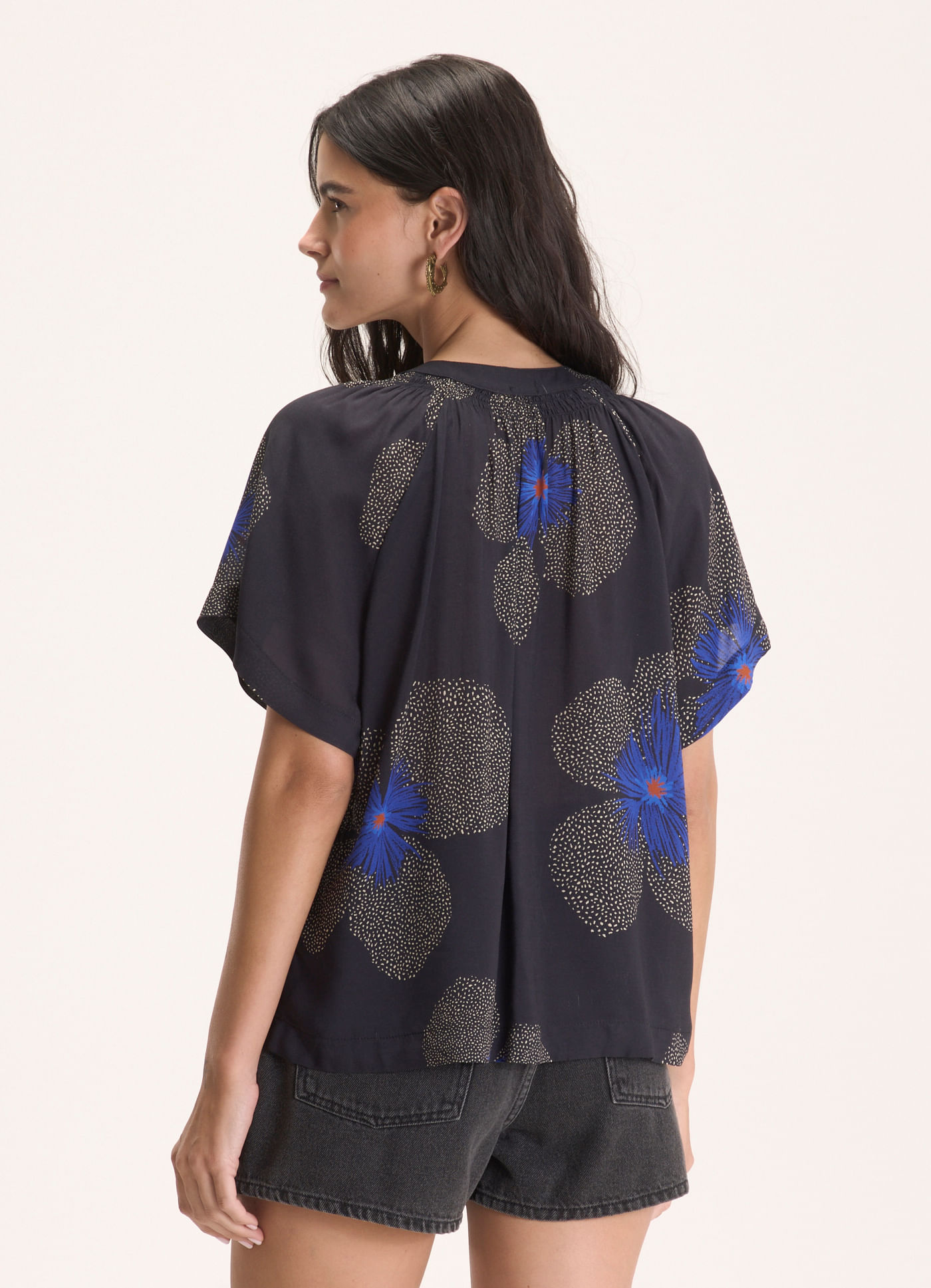 Bata estampada floral yaya