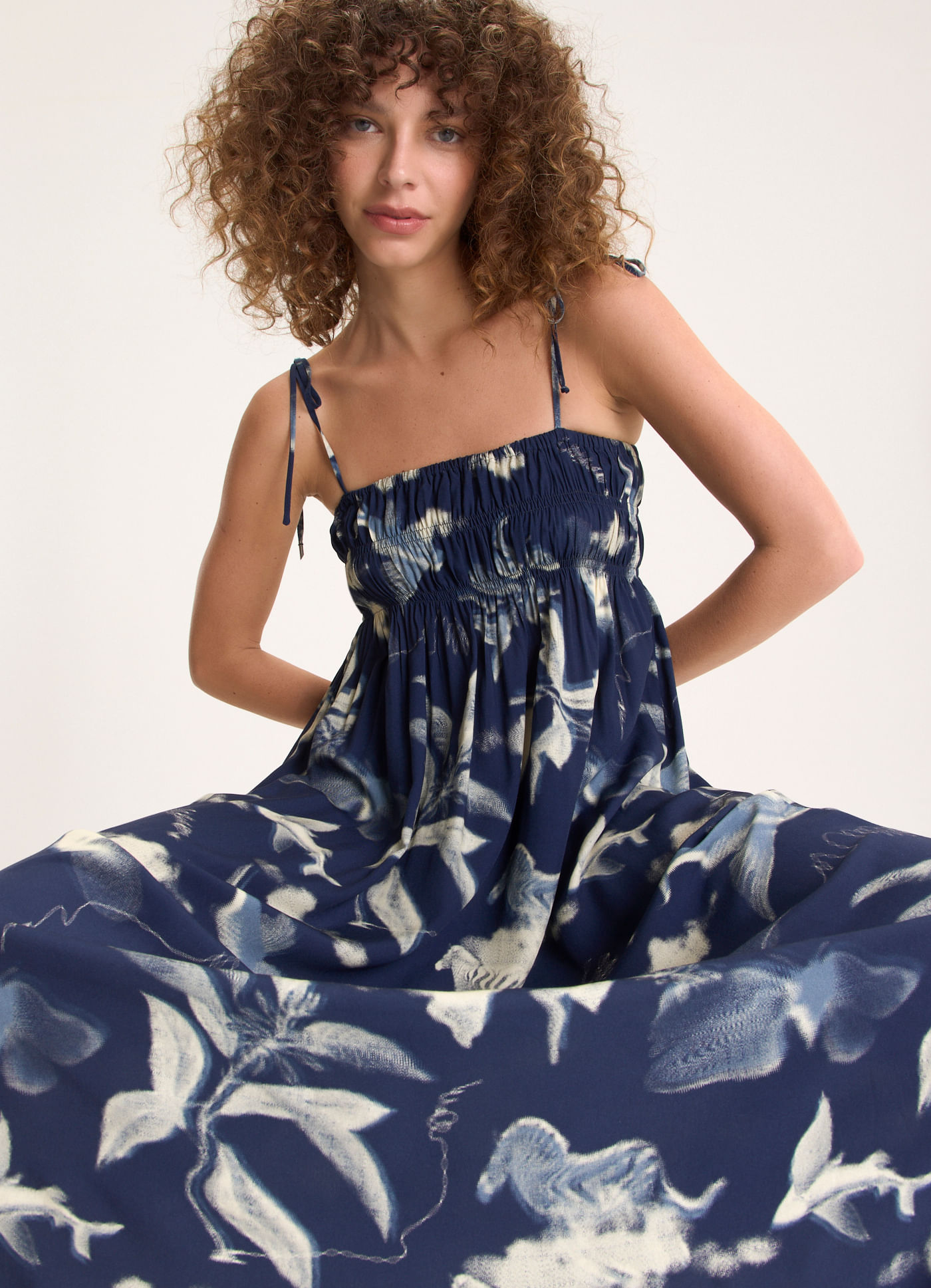 Vestido alcinha estampado sureeal