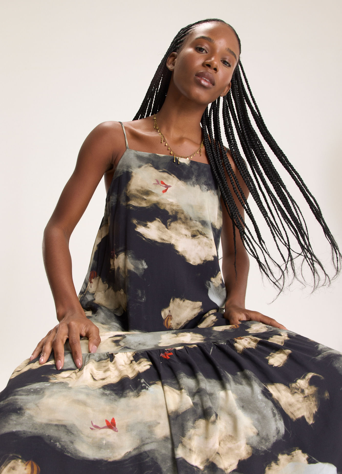 Vestido alcinha estampado sonho lúcido