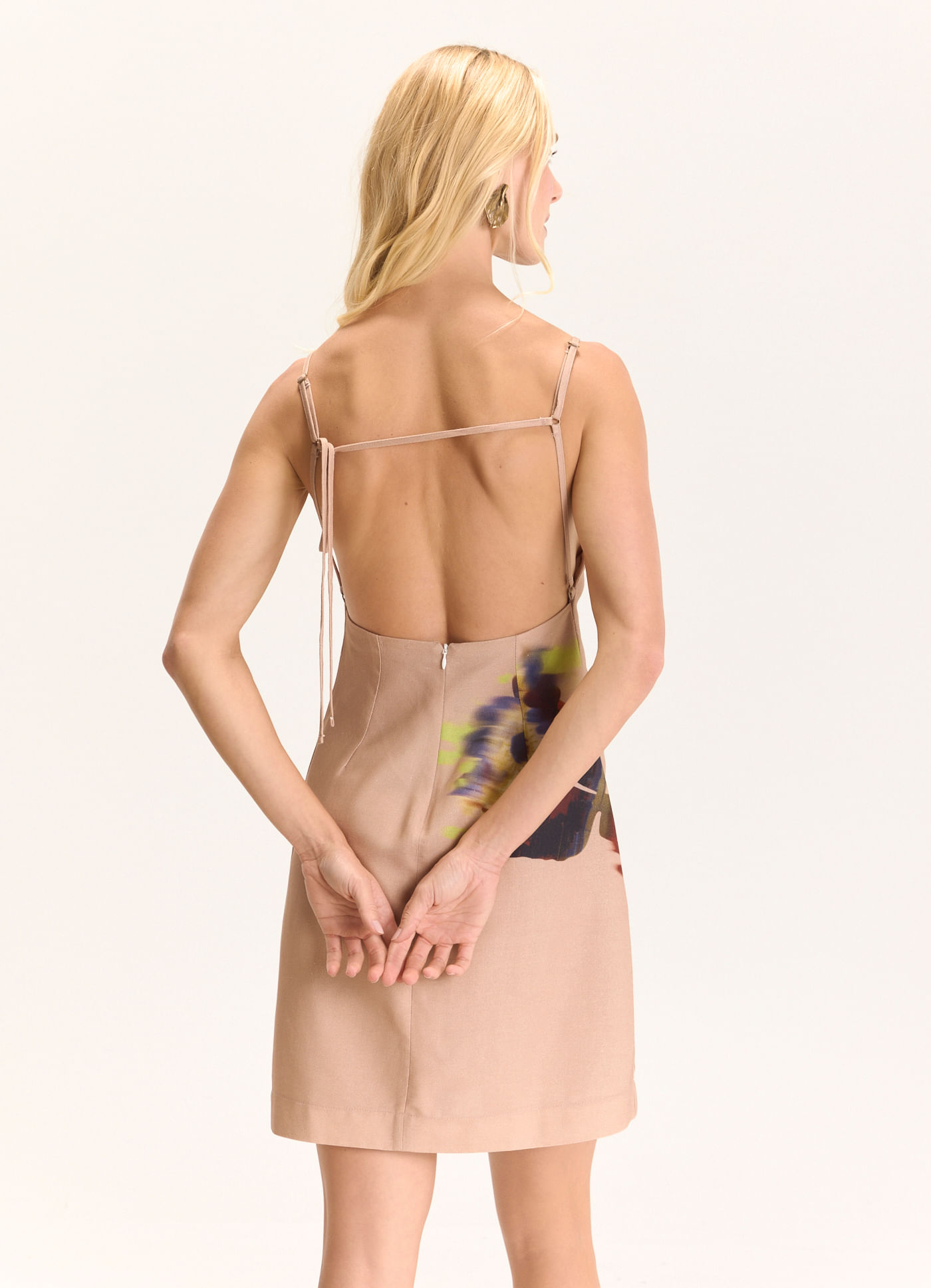 Vestido curto est jardim delirio
