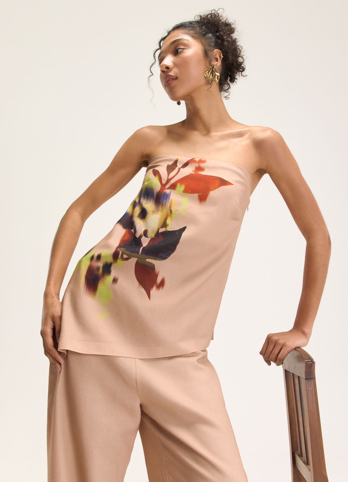Blusa est jardim delirio