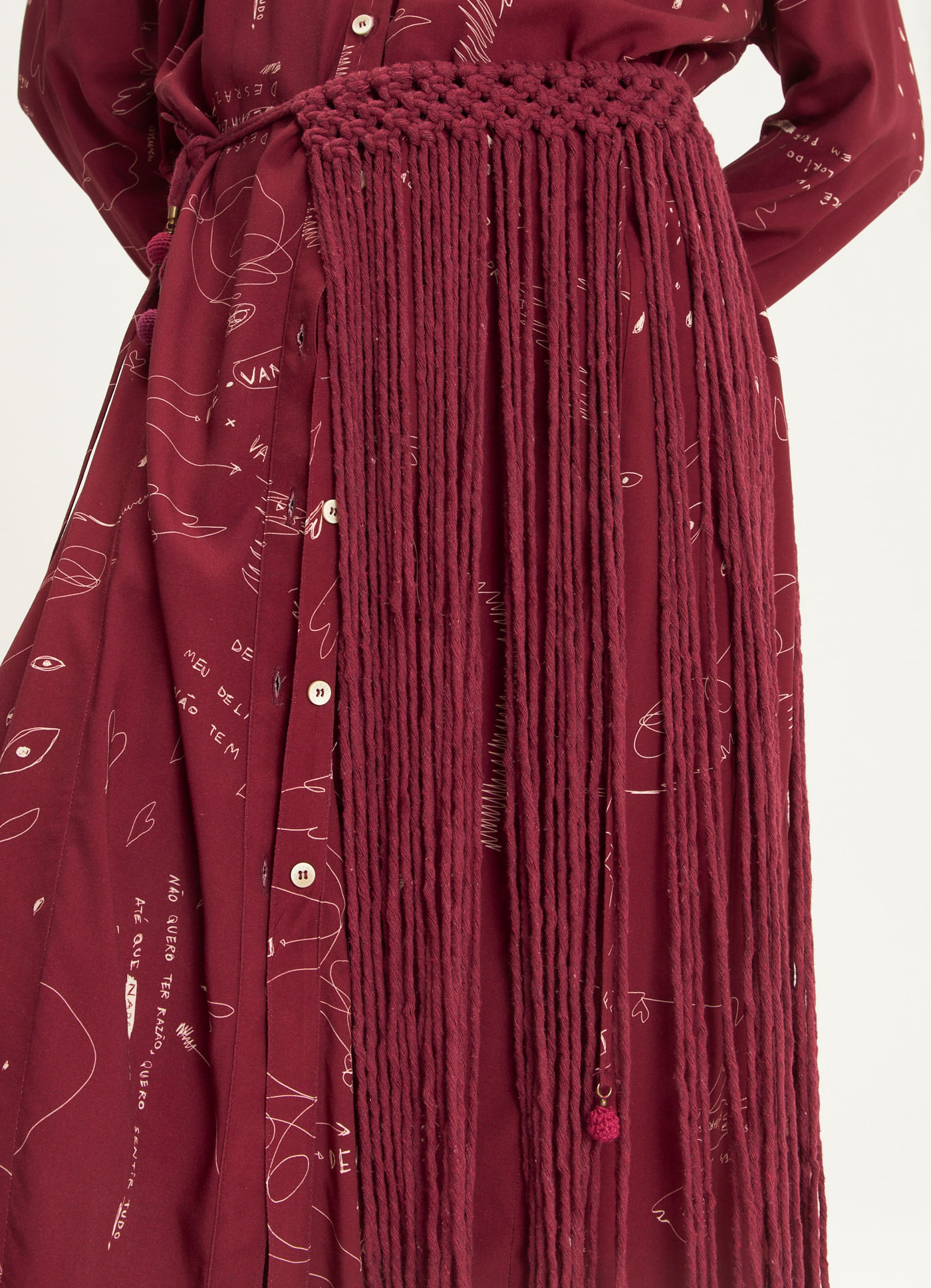 Cinto maxi franjas barbante roxo