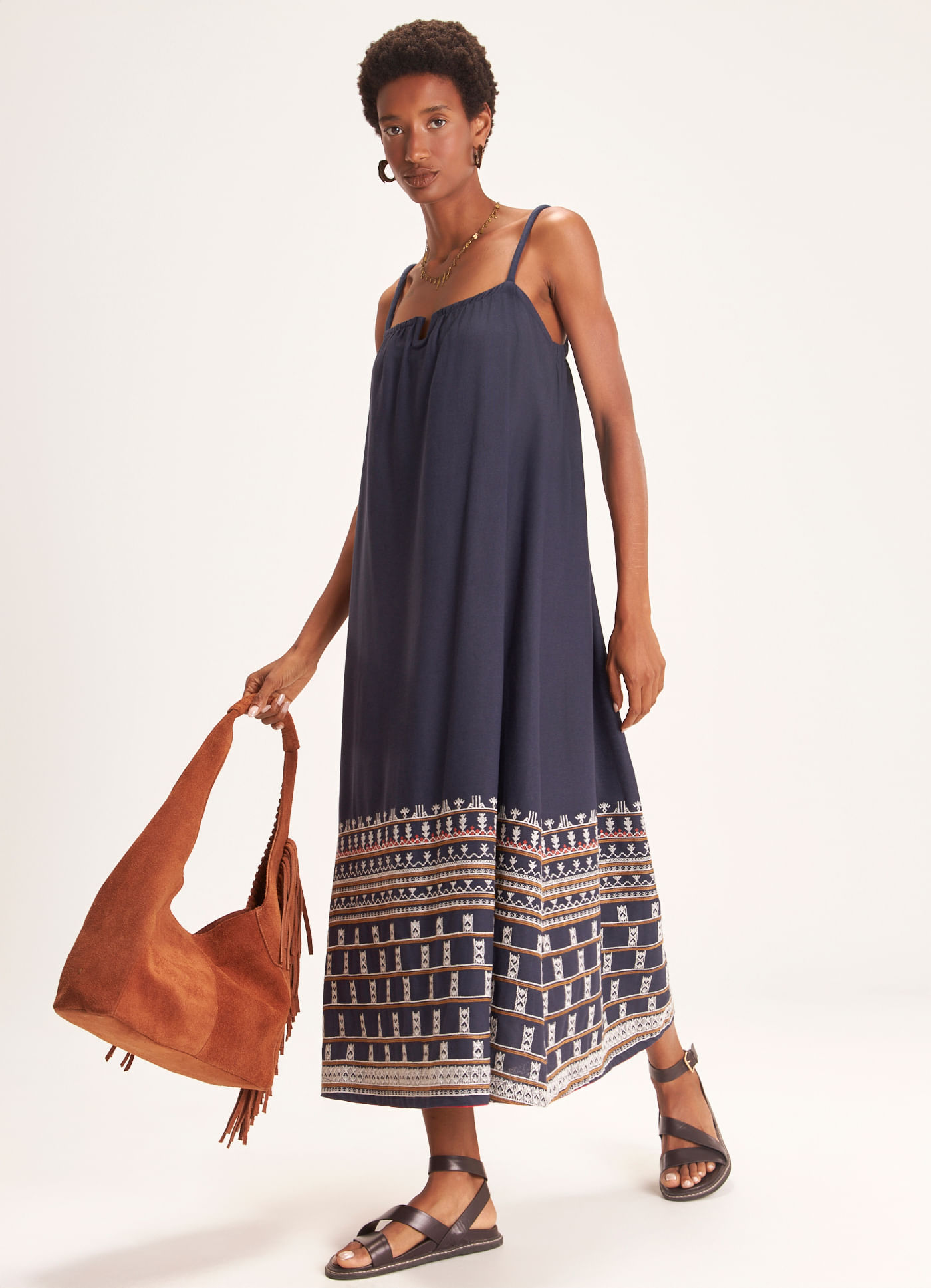 Vestido alcinha linho bordado étnico