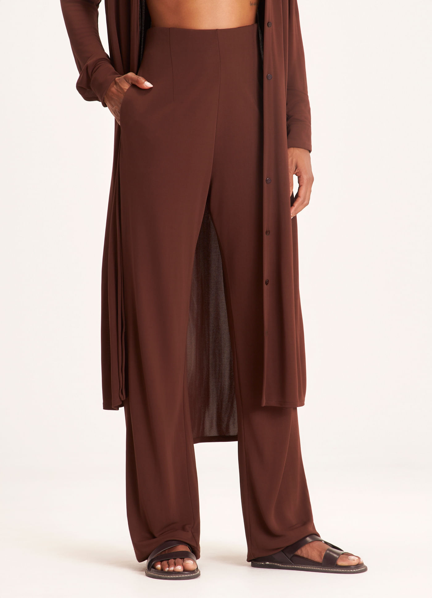 Calça pantalona jersey marrom