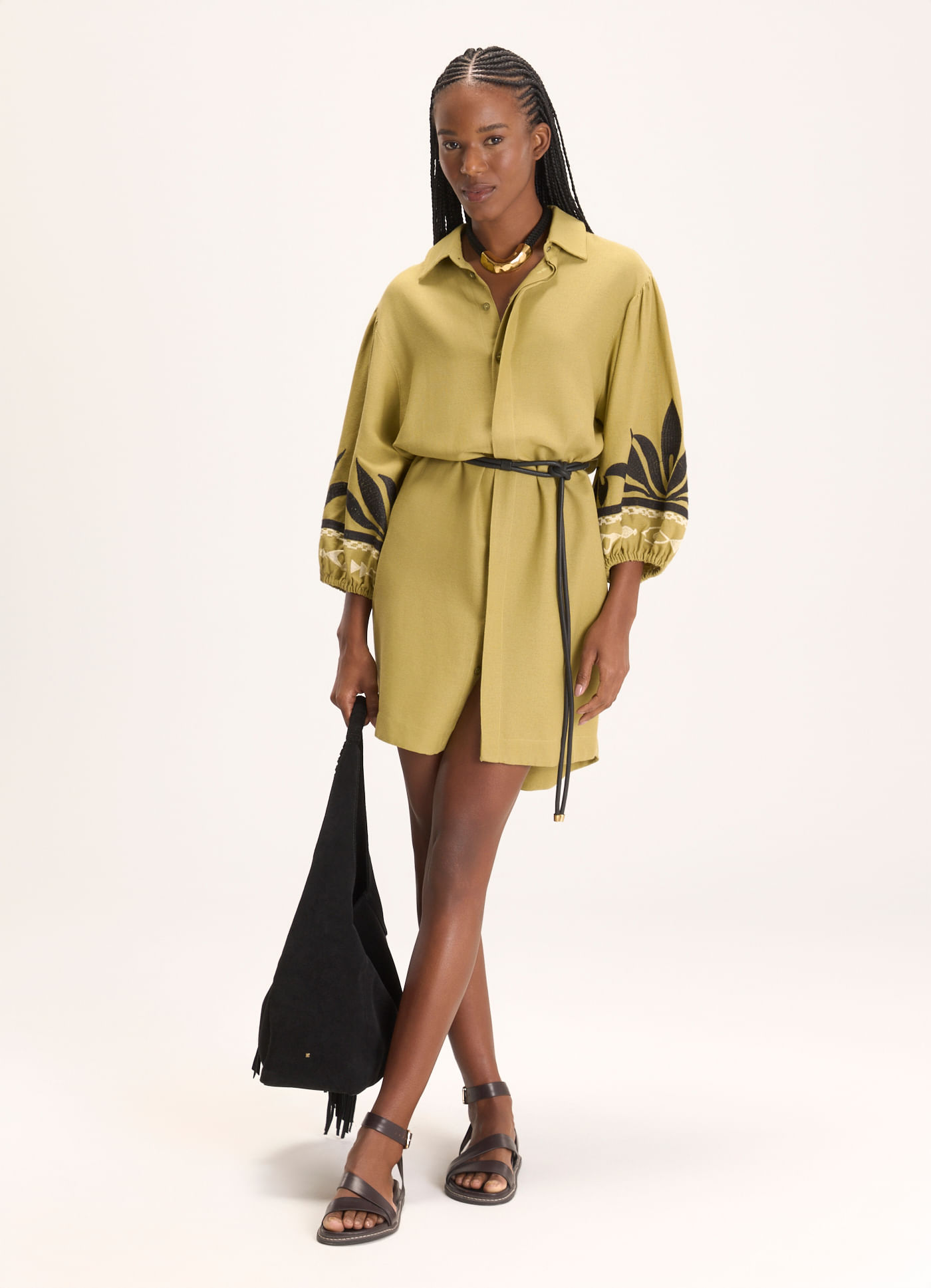 Vestido chemisier linho bordado delírio