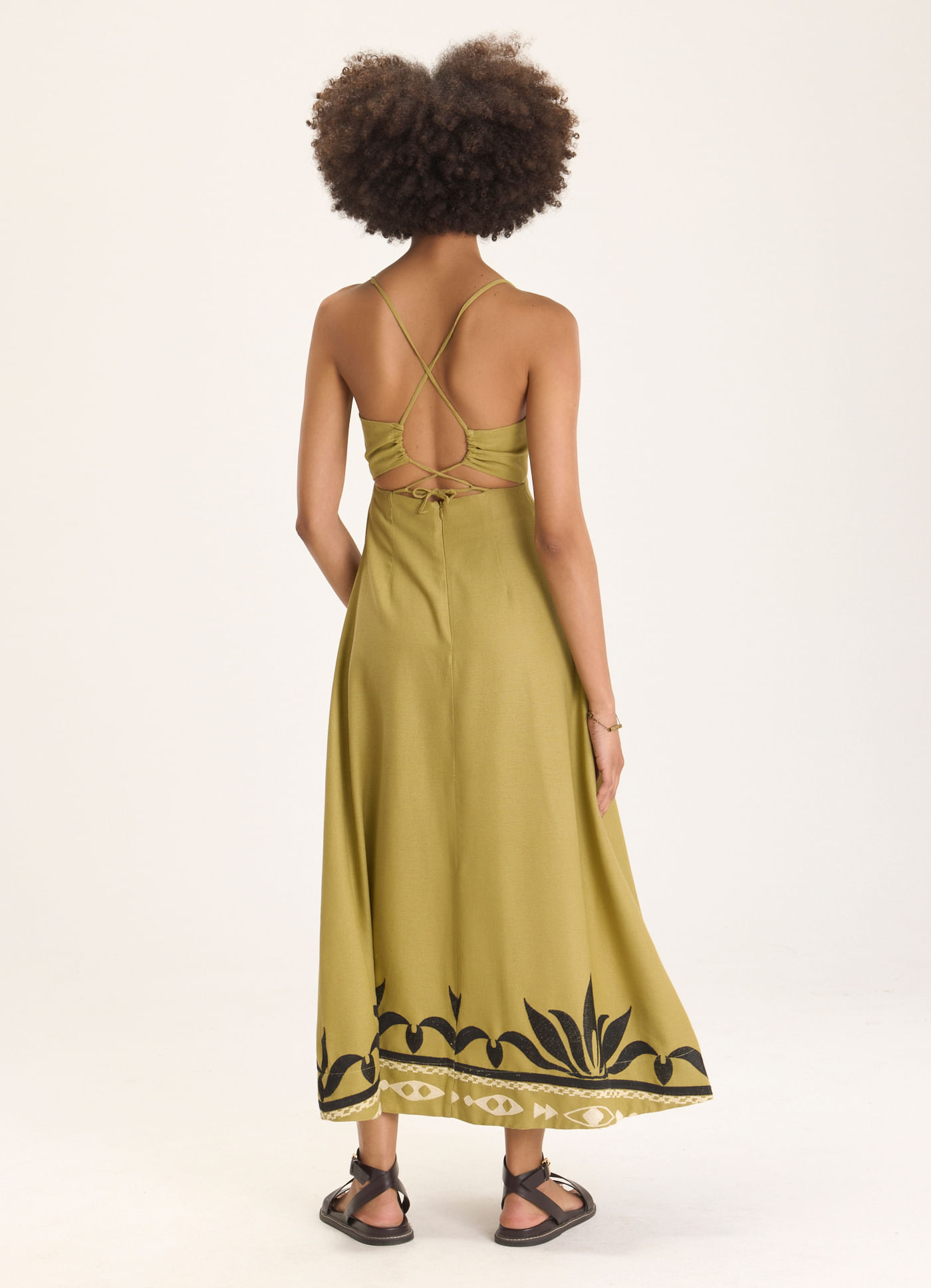 Vestido alcinha linho bordado delirio