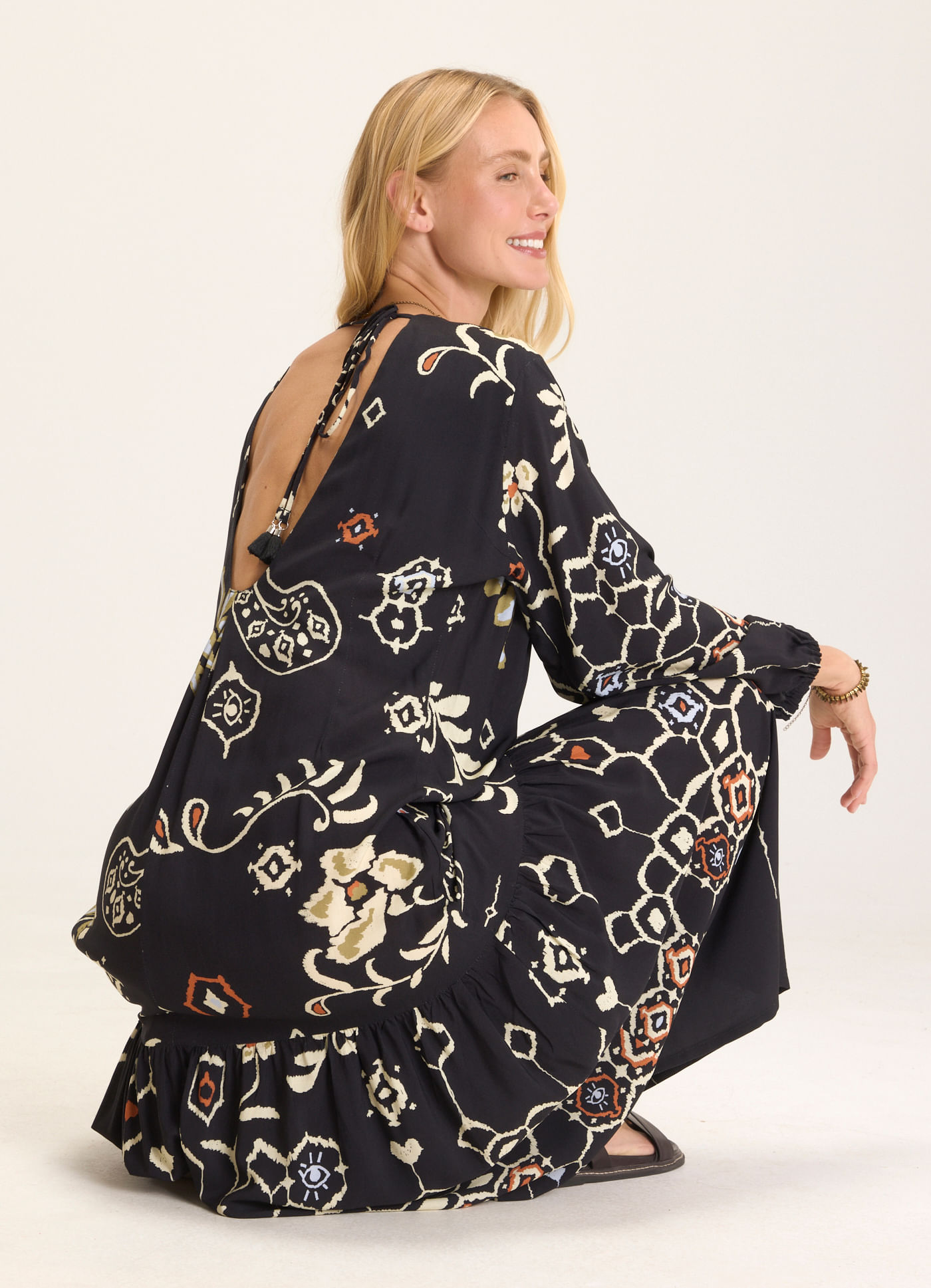 Vestido decote v est taki