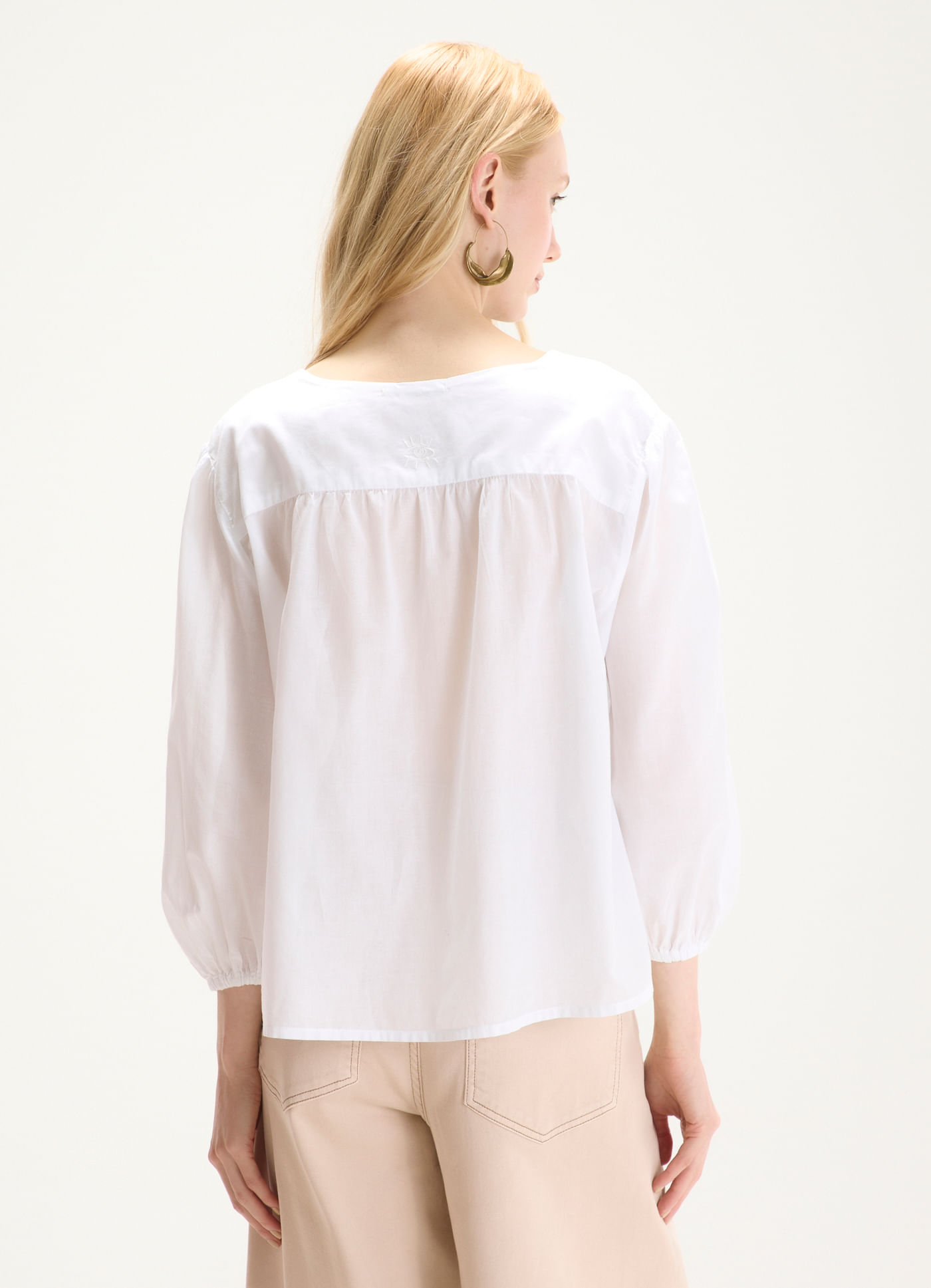 Bata voil amarracao branco