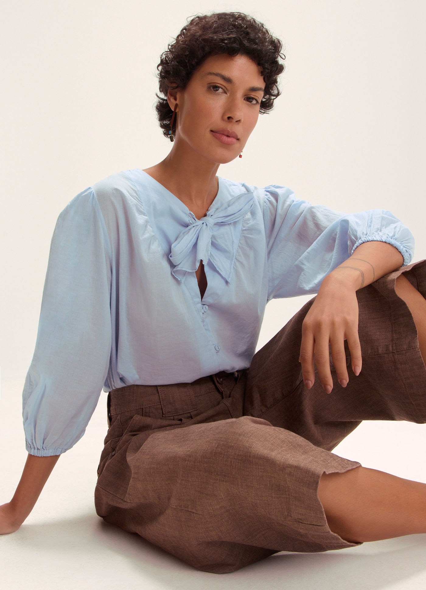 Bata voil amarracao azul claro