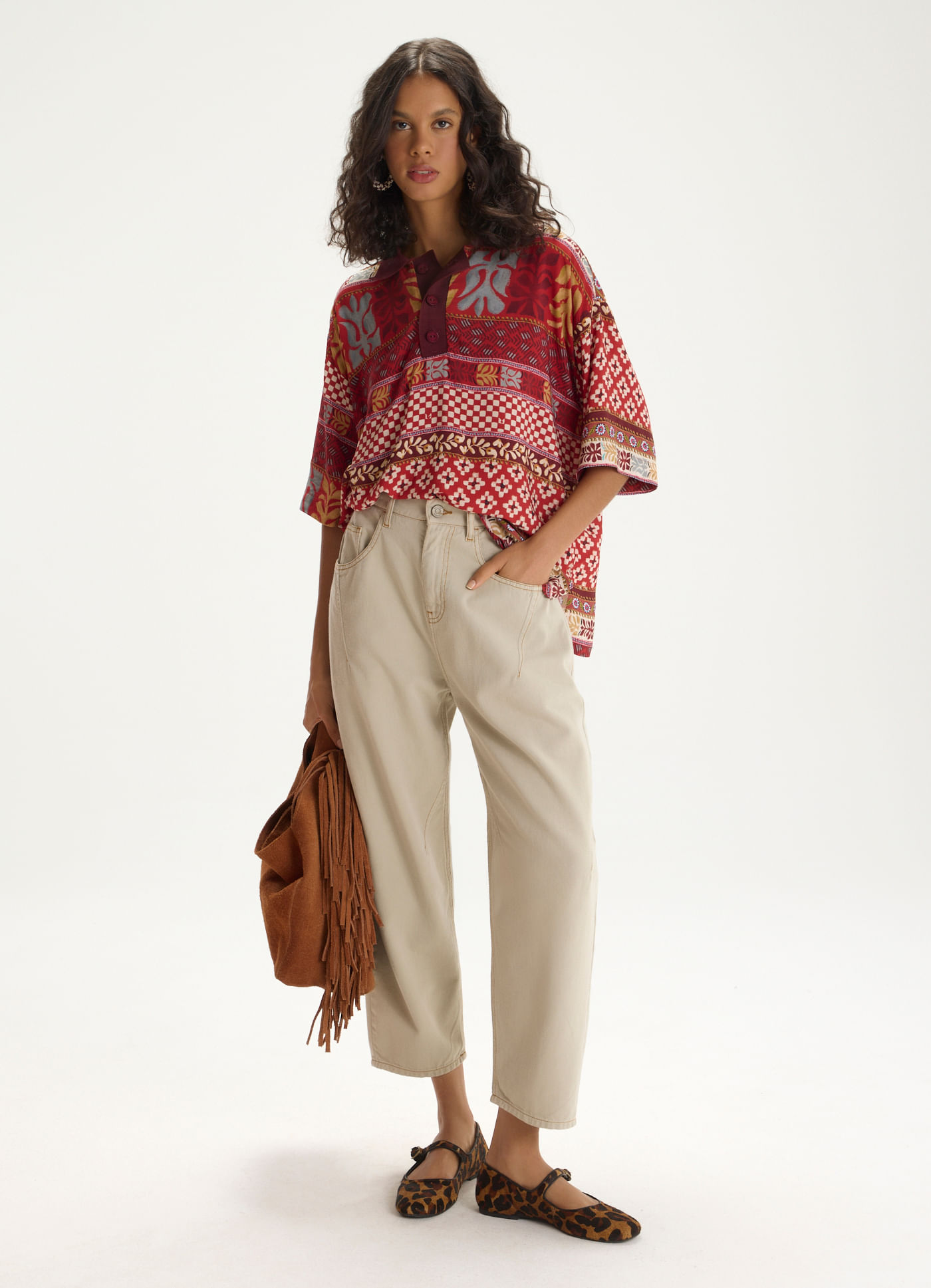 Calca sarja a barrel cropped areia