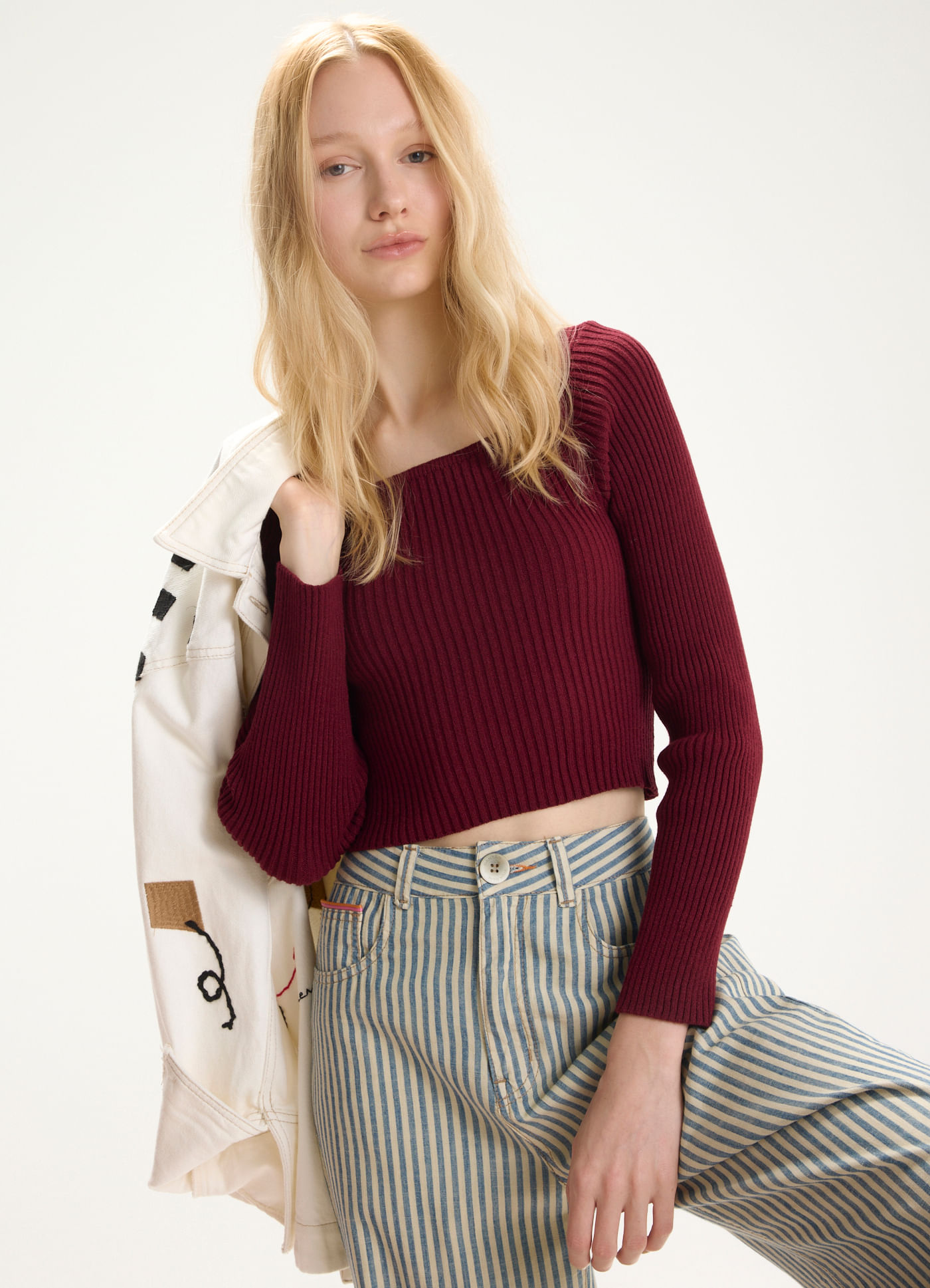 Blusa ml tricot decote quadrado roxo