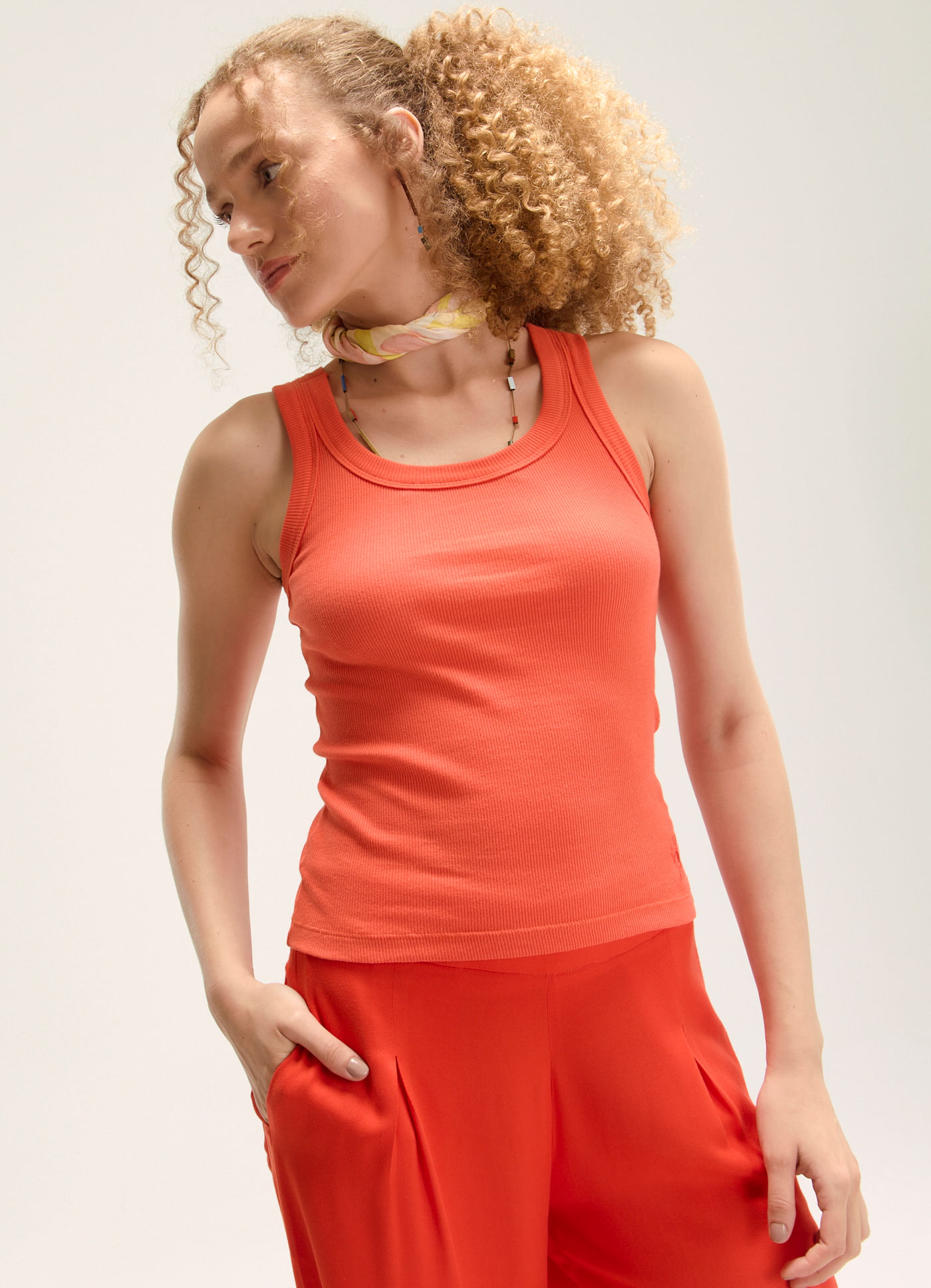 Regata básica ribana com elastano vermelho