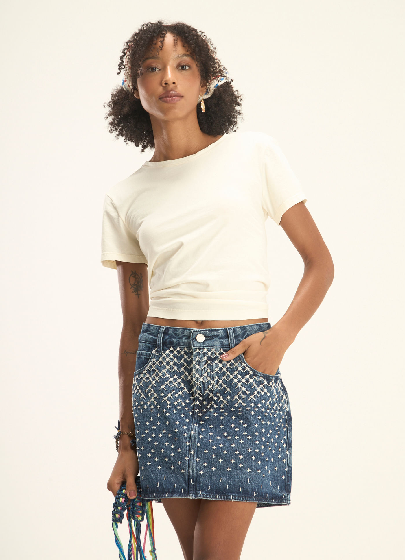 Blusa básica algodão babylook off white