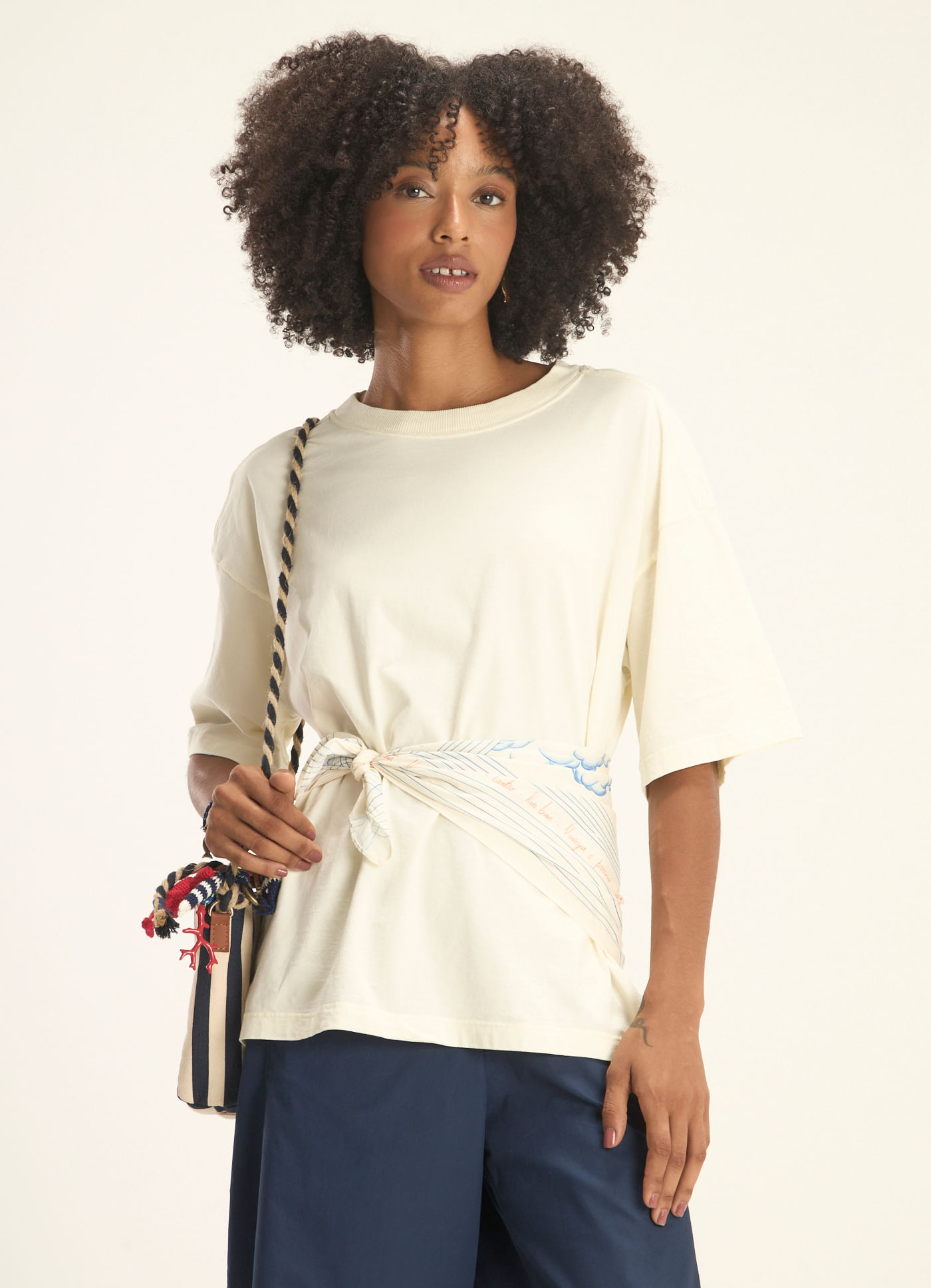 Blusa básica algodão maxi off white