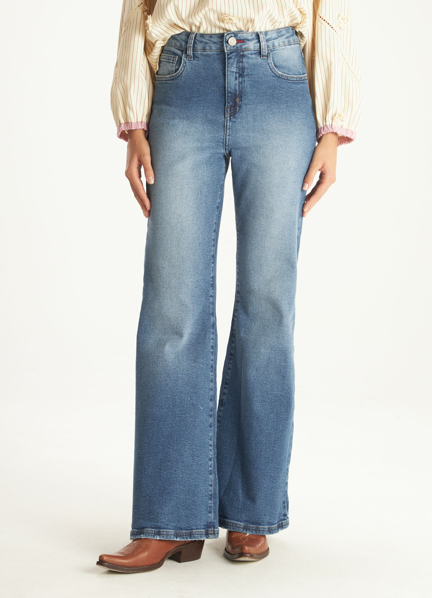 Calça flare classic jeans