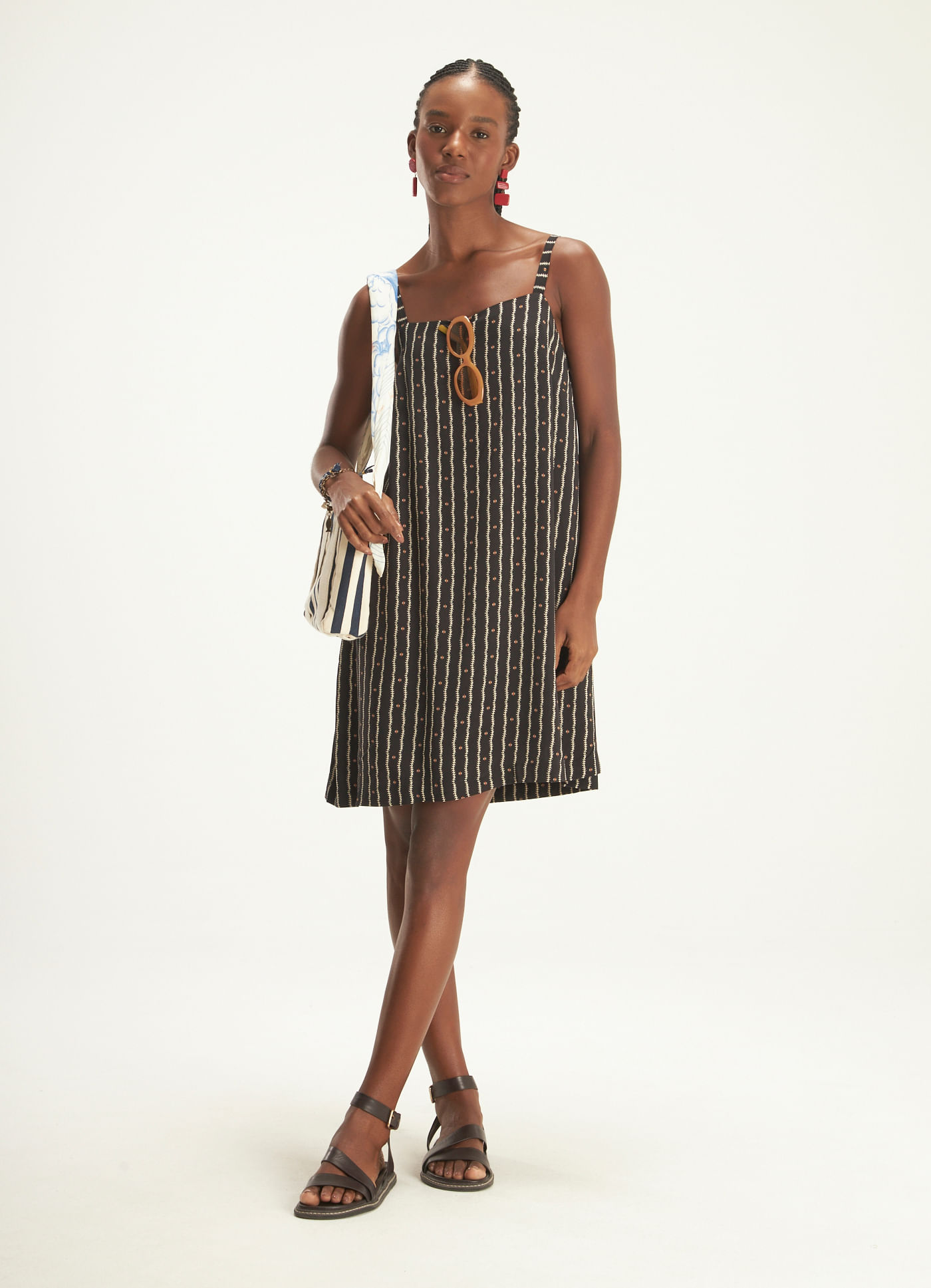 Vestido curto estampado kina