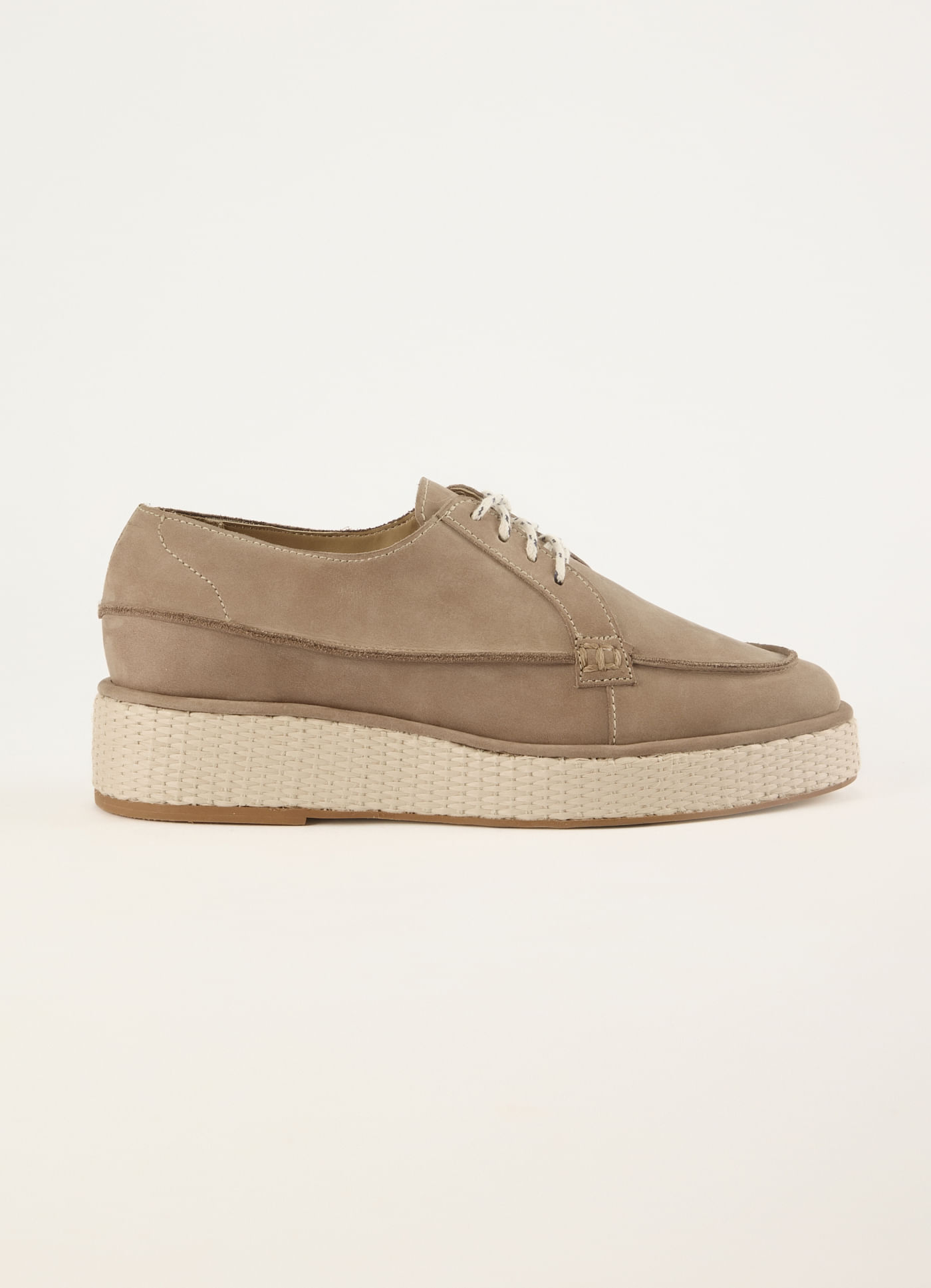 Mocassim couro enseada areia
