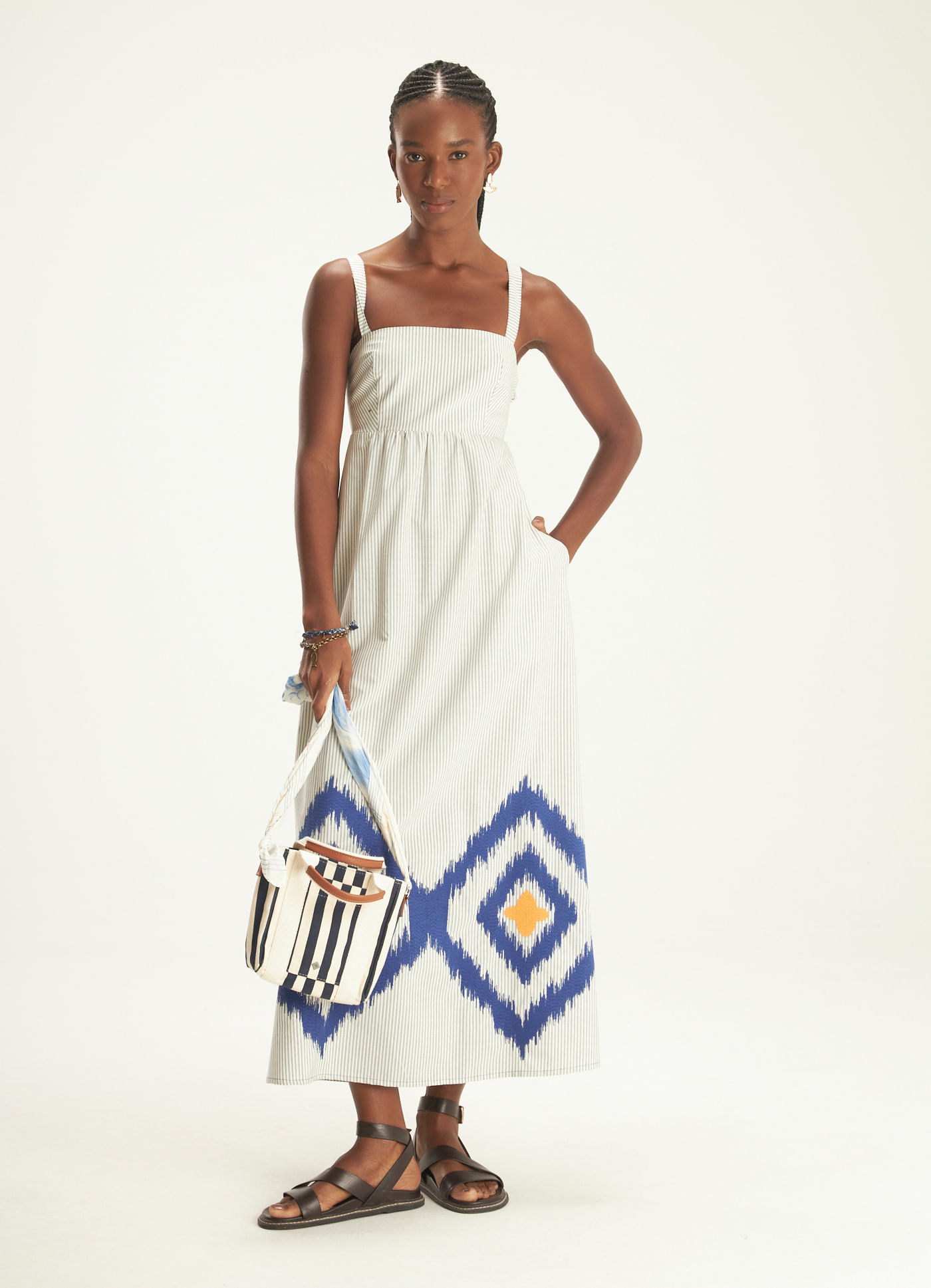 Vestido alça bordado boho navy