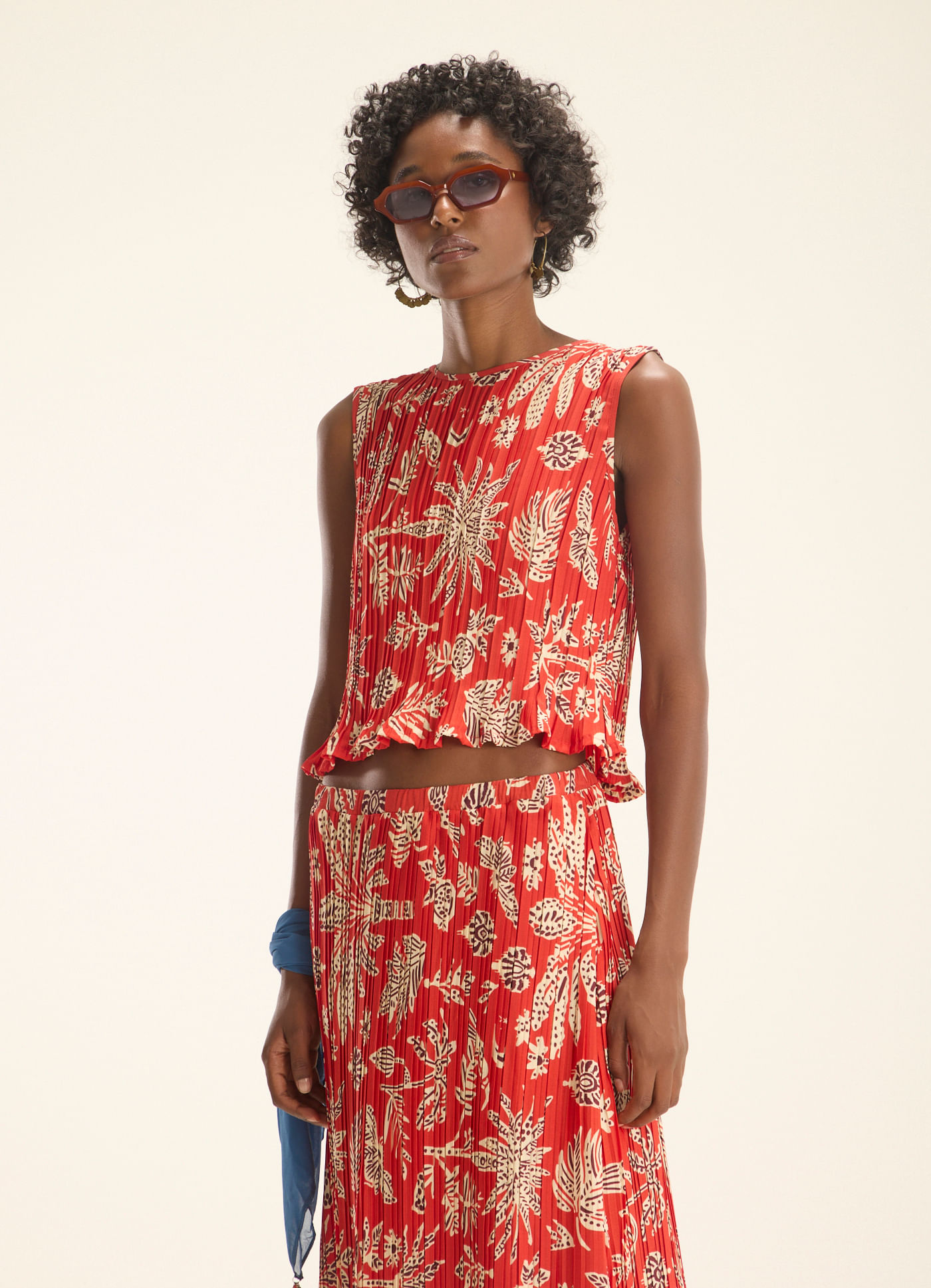 Blusa plissada estampada indi
