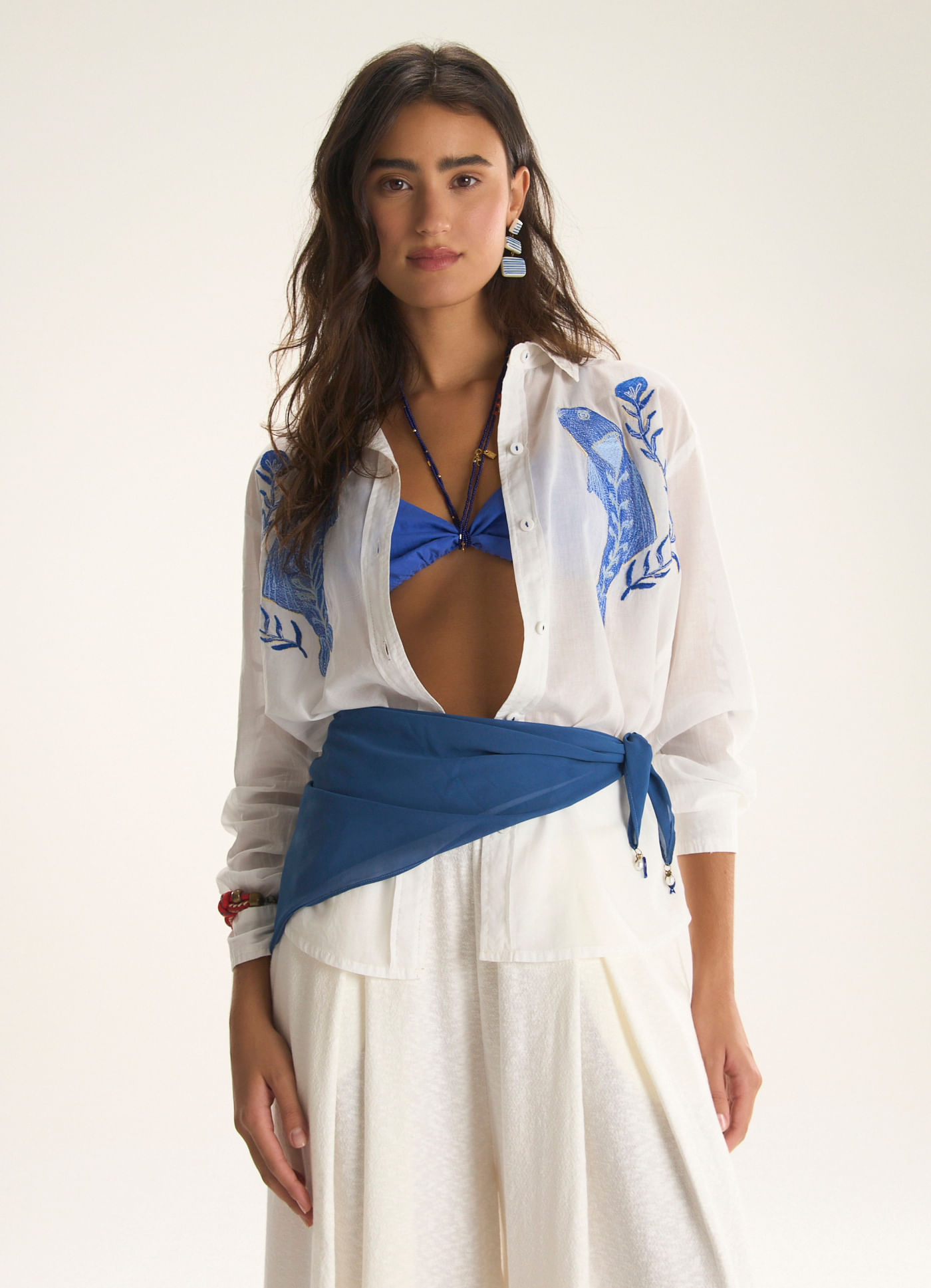 Camisa voil bordado barracuda