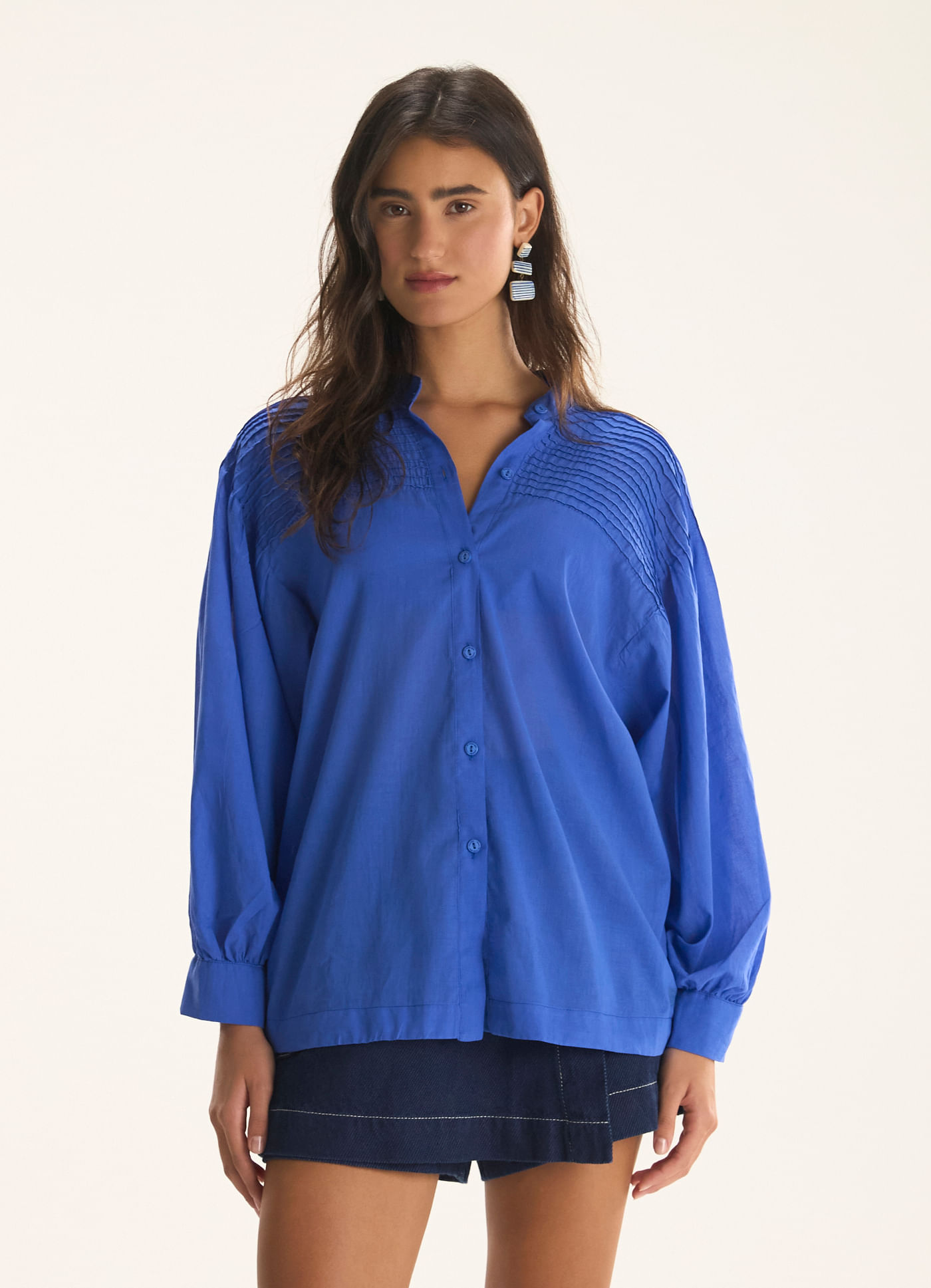 Camisa nervuras voil liso azul escuro