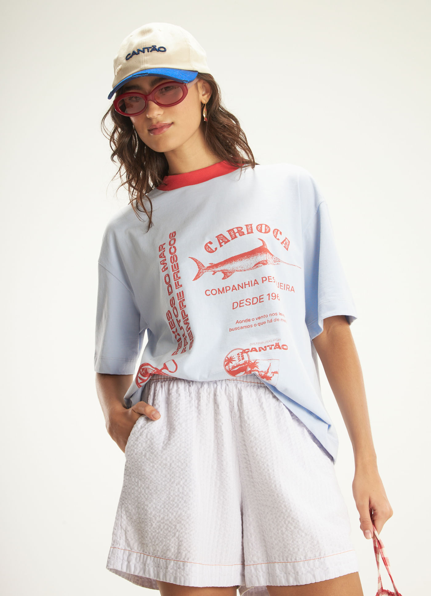 T-shirt maxi carioca azul claro
