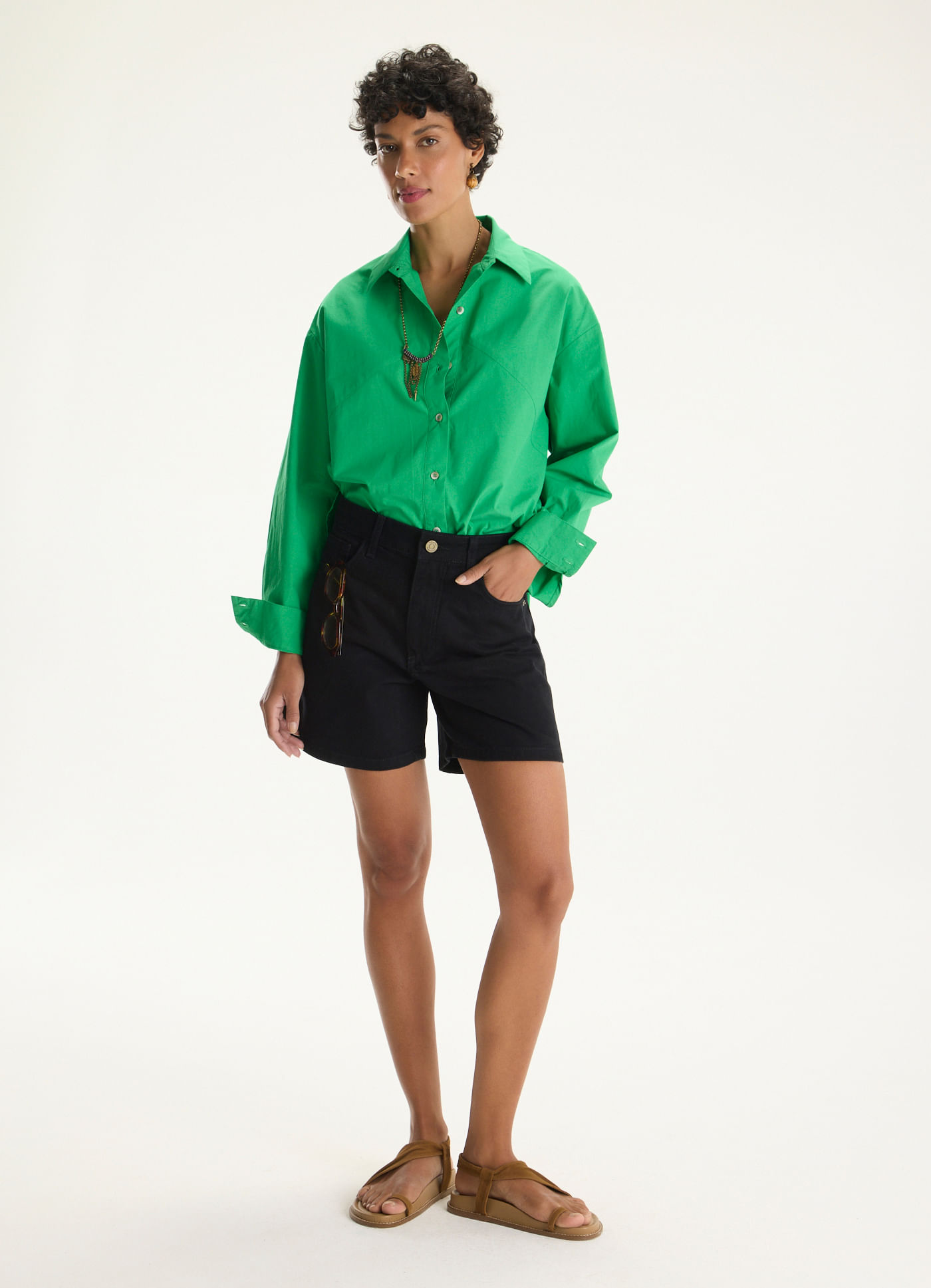 Bermuda sarja color preto