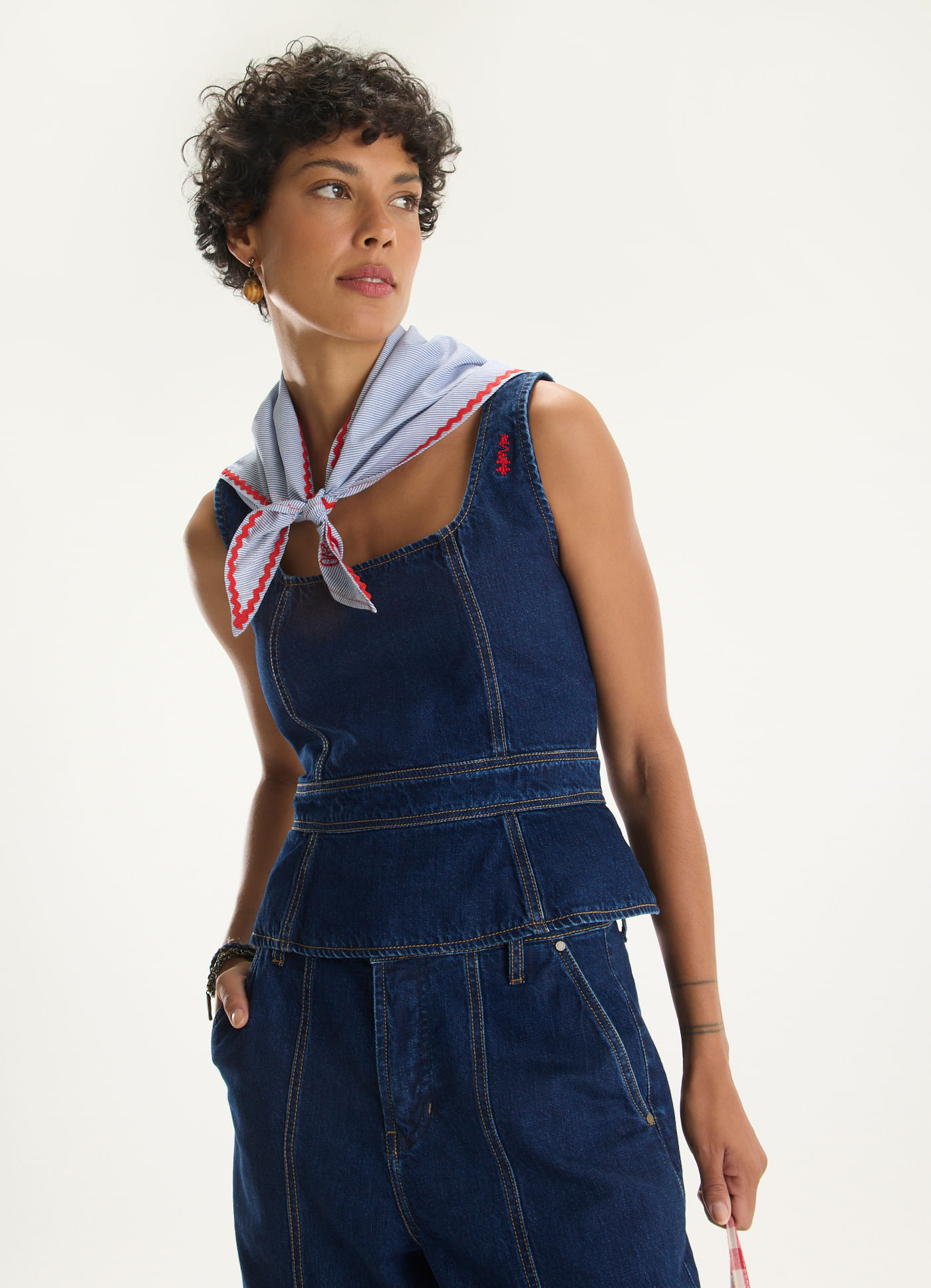Blusa jeans peplun jeans