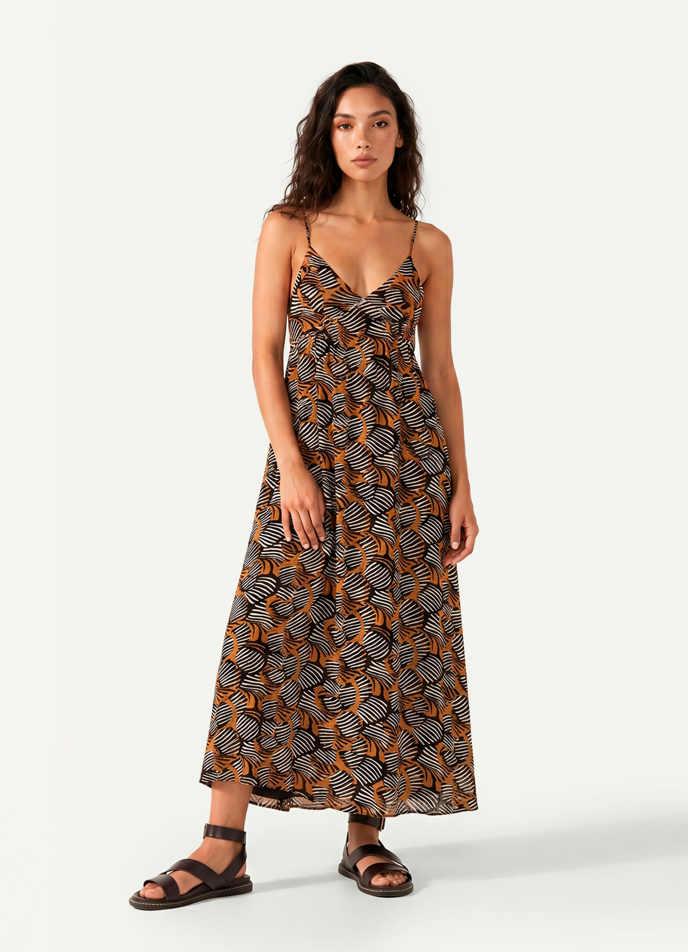 Vestido midi est escamas